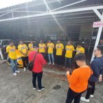 Momen briefing Defensive Driving oleh instruktur Pro Drive kepada Motoshow Performers Museum Angkut.