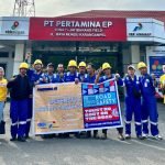 Peserta Defensive Driving for Heavy Duty Vehicle – Pertamina EP Zona 7 bersama Pro Drive Indonesia di Field Jatibarang, Indramayu, setelah pelatihan selesai.