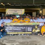 Foto bersama peserta dan fasilitator dalam program defensive driving training BPJS Ketenagakerjaan yang diselenggarakan Pro Drive Indonesia.