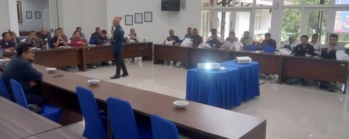 Defensive Driving Training Light Vehicle PT Pertamina Drilling Services Indonesia di Bogor dengan sesi praktik, seminar, dan pre-trip inspection