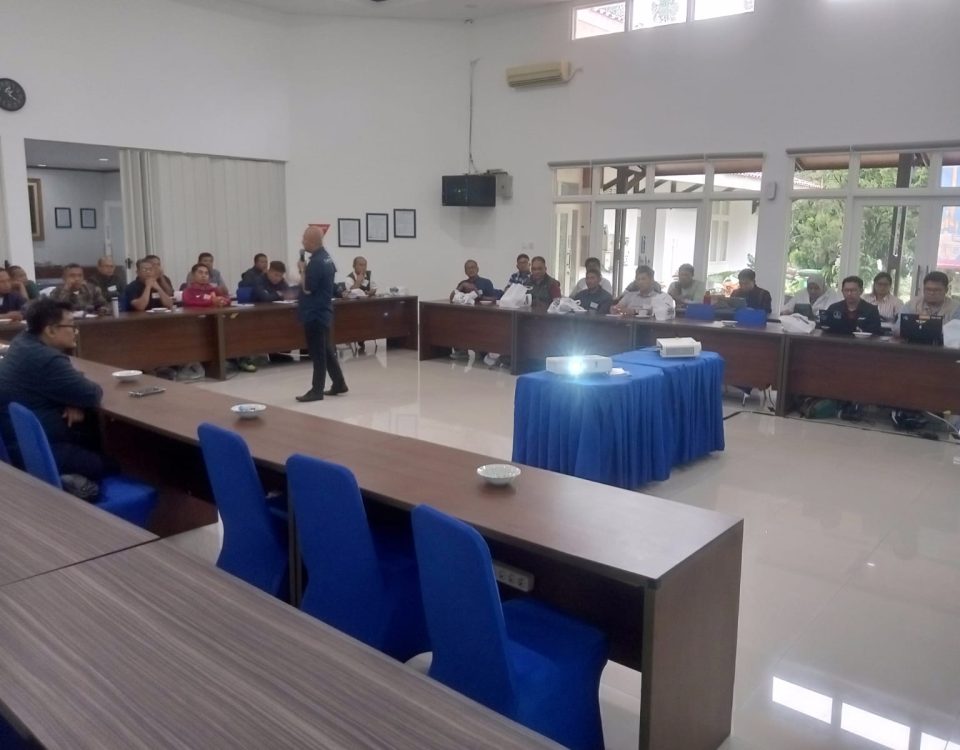 Defensive Driving Training Light Vehicle PT Pertamina Drilling Services Indonesia di Bogor dengan sesi praktik, seminar, dan pre-trip inspection
