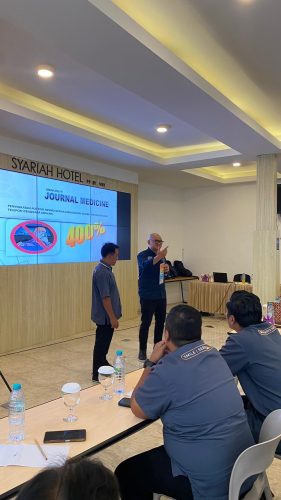 Defensive Driving Awareness Airlangga Trans Malang dengan sesi edukasi keselamatan dan kesadaran berkendara pengemudi