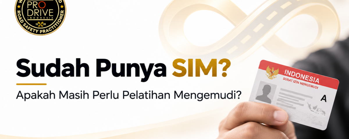 Ilustrasi pemegang SIM untuk artikel kebutuhan pelatihan mengemudi tambahan