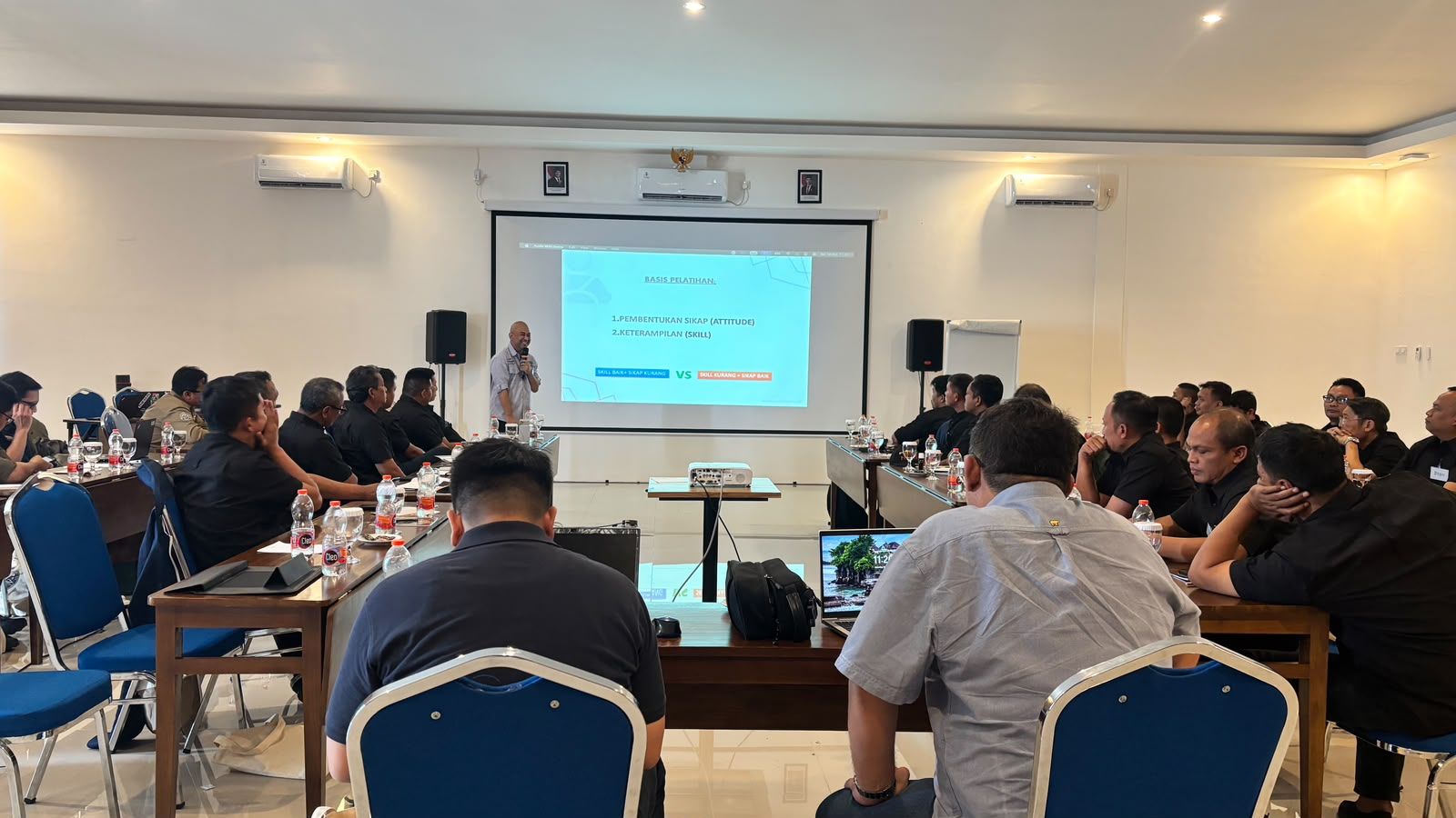 Sesi kelas Defensive Driving Awareness dan Service Excellence PT Patra Drilling Contractor bersama Pro Drive Indonesia pada 10 Oktober 2026